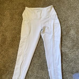 White yoga leggings